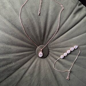 Elegant Rose Gold Necklace and Bracelet Set